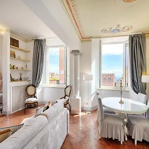 Palazzo Lenzi Сиена