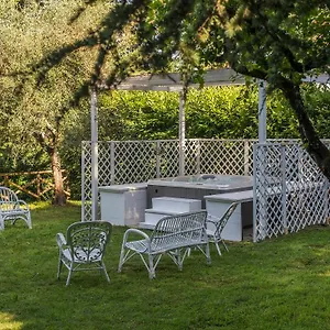 4* Oda ve Kahvaltı Country